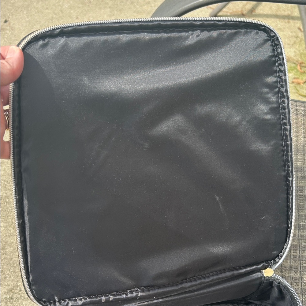 Lancôme Paris Black Cosmetic Bag - Picture 5 of 5